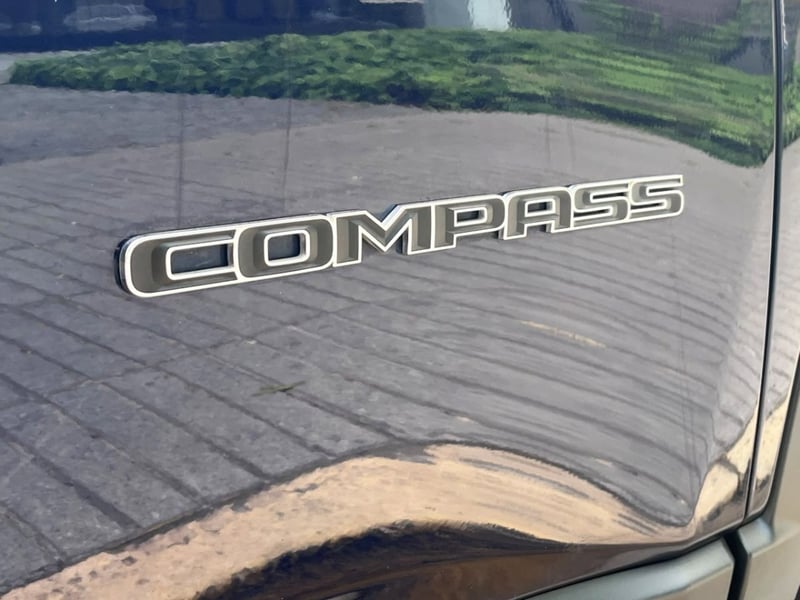 Jeep COMPASS LIMITED 4x2 1.3 AT 2025 - Imagen 9 de 10