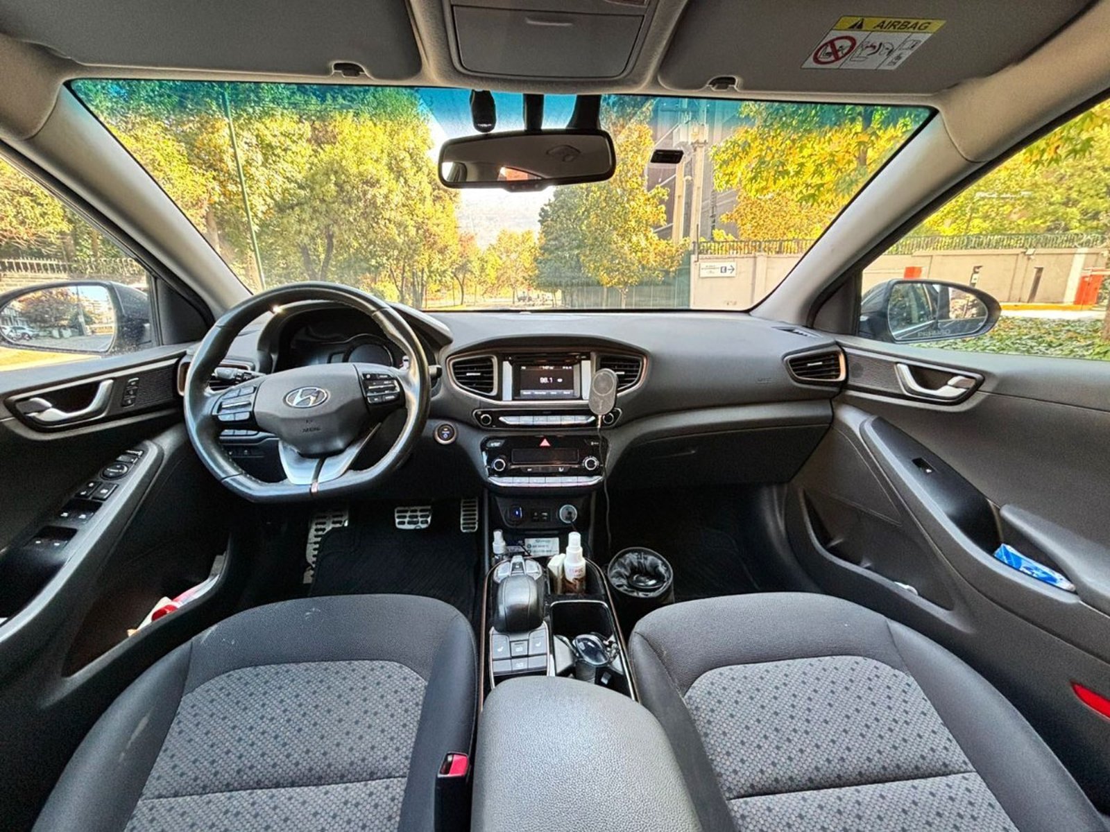 Hyundai IONIQ AE 1.6 AT 2020 - Imagen 8 de 10