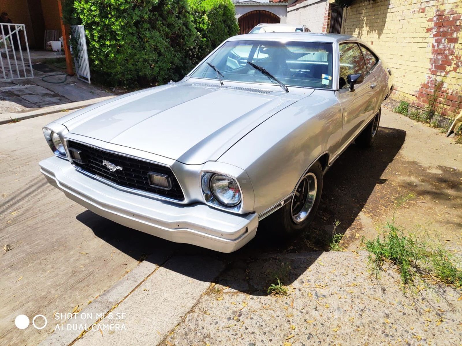 Ford MUSTANG II COUPE V8 302 AT 1975 - Foto 2 de 3