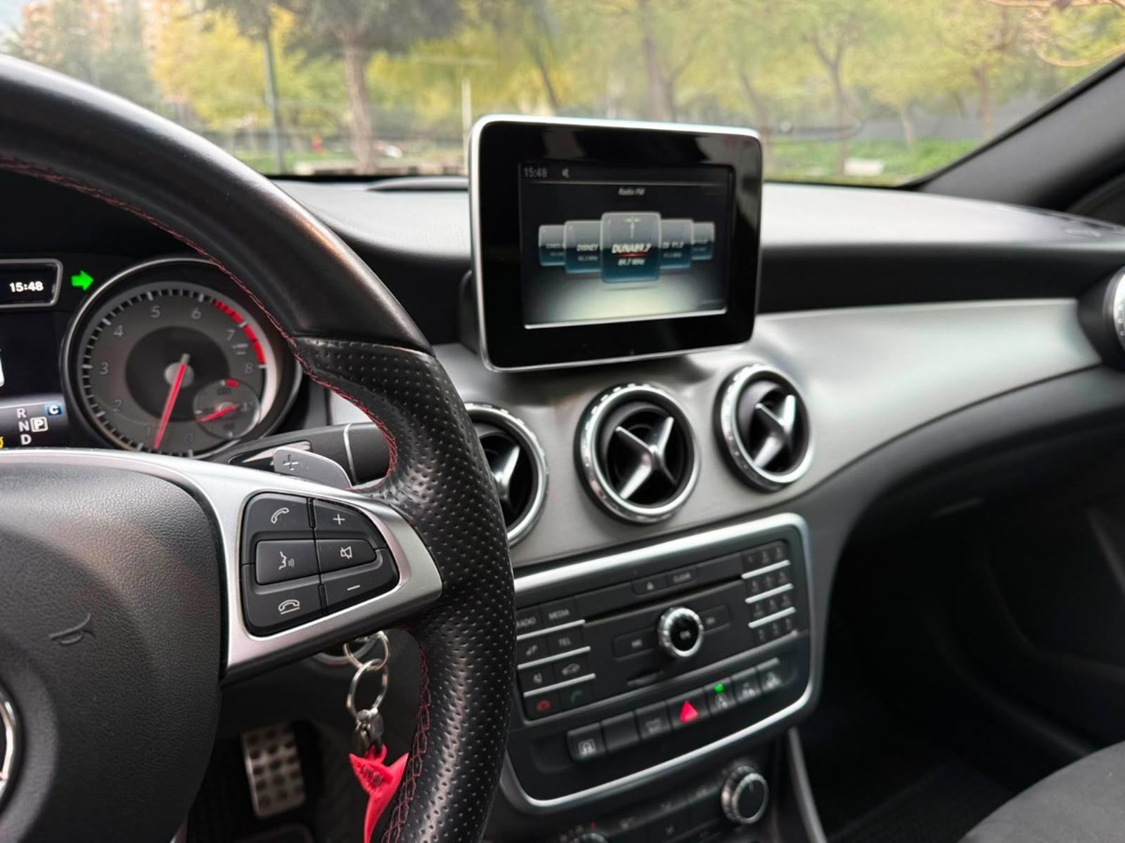 Mercedes-Benz GLA 250 4MATIC 2.0 2017 - Imagen 8 de 10