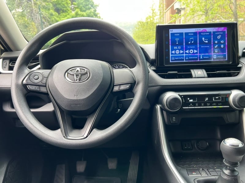 Toyota RAV 4 LE 2.0 MT 2022 - Imagen 9 de 10