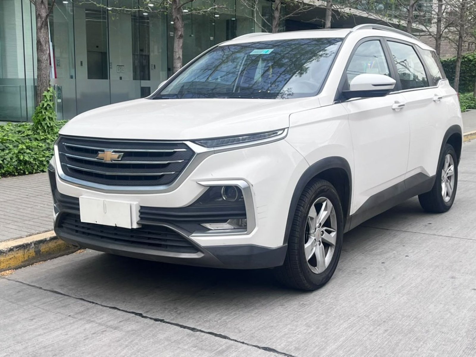 Chevrolet CAPTIVA LT 1.5T 2021 - Foto 2 de 10