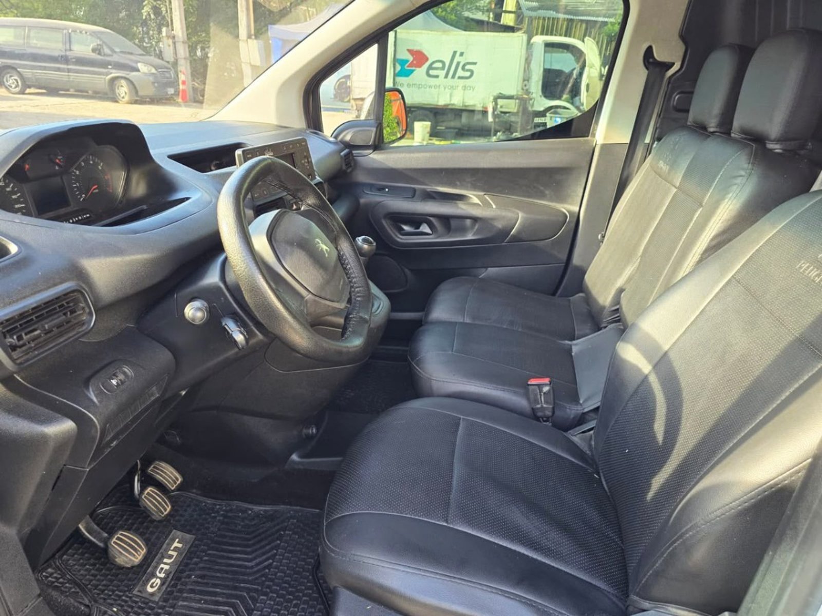 Peugeot PARTNER HDI 1.6 MT 2020 - Imagen 5 de 7