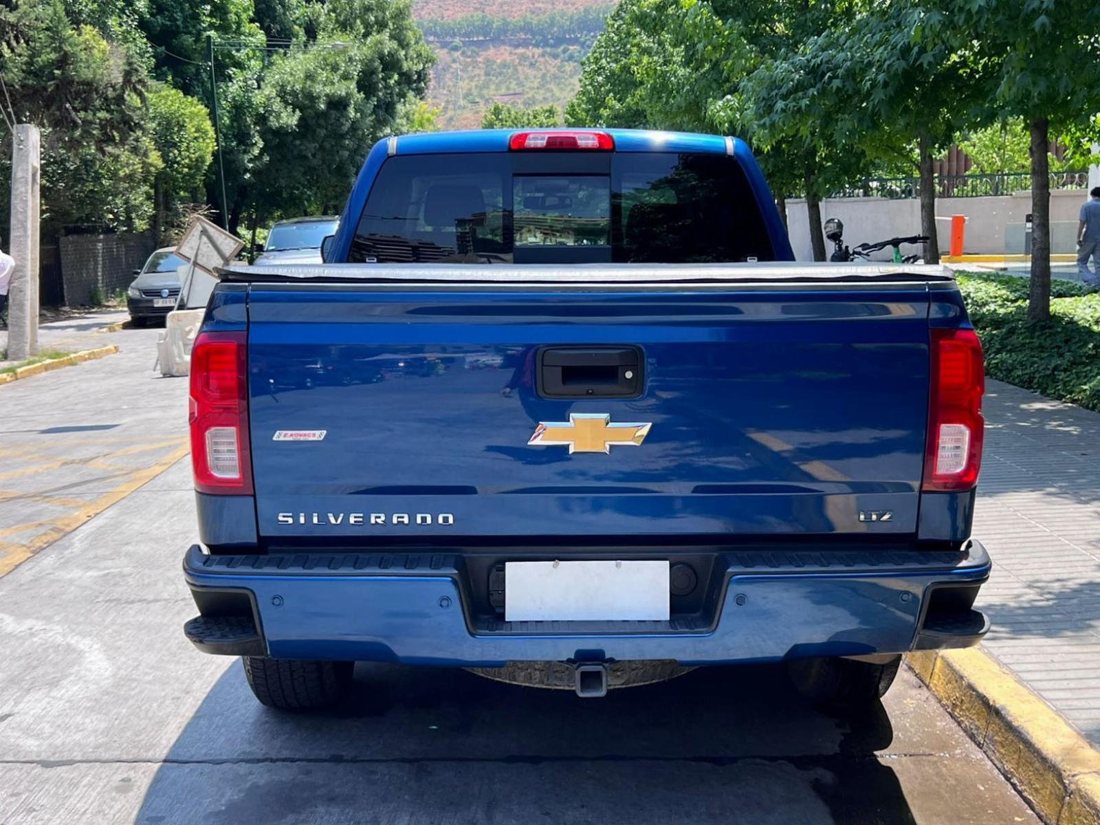 Chevrolet SILVERADO LTZ 4WD 5.3 2017 - Foto 5 de 10
