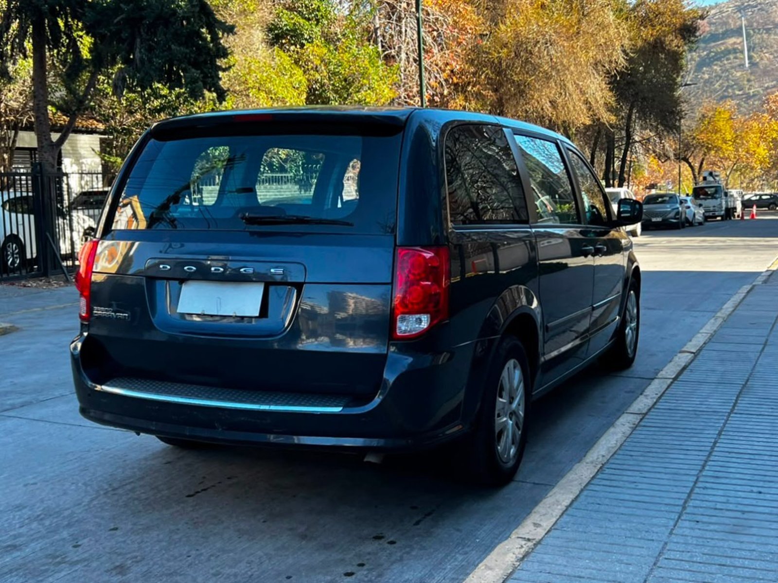 Dodge GRAND CARAVAN 3.6 2014 - Imagen 4 de 10