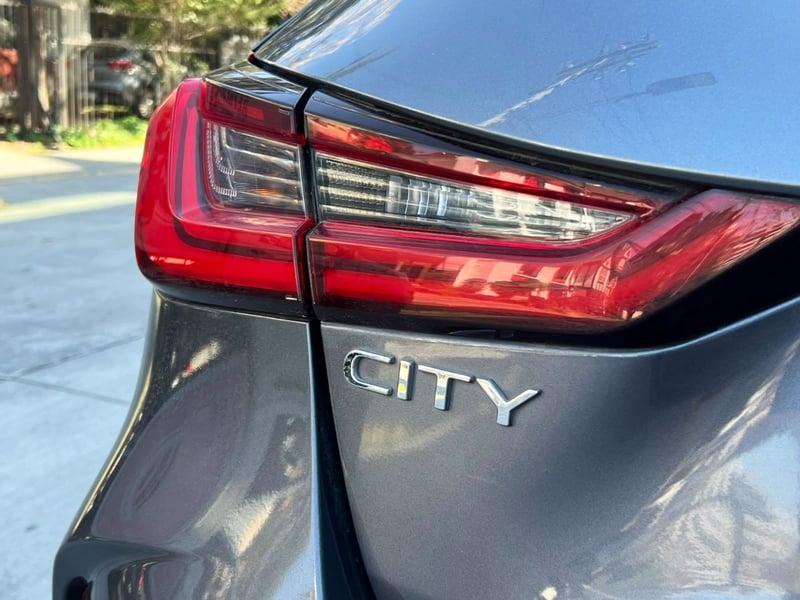 Honda CITY EXL 1.5 AT 2023 - Imagen 7 de 10
