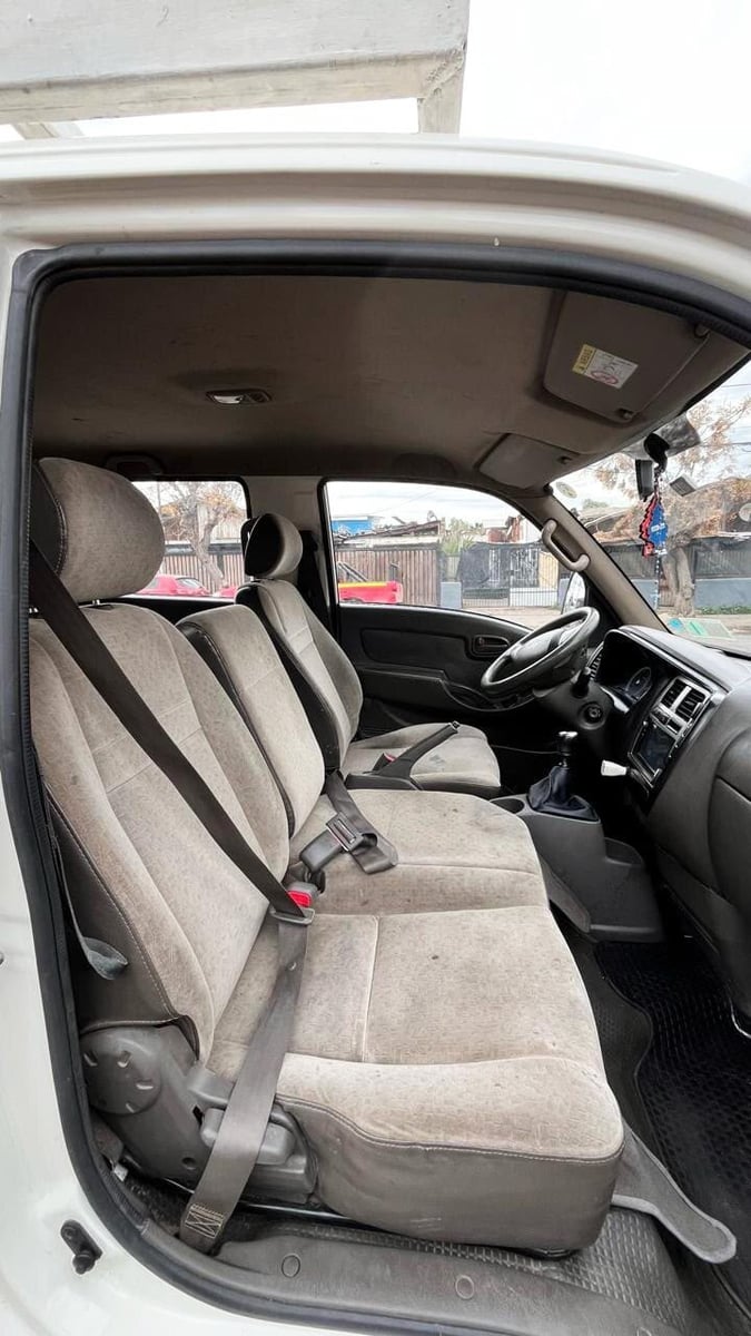 Hyundai PORTER GL 2.5 MT 2020 - Imagen 9 de 10