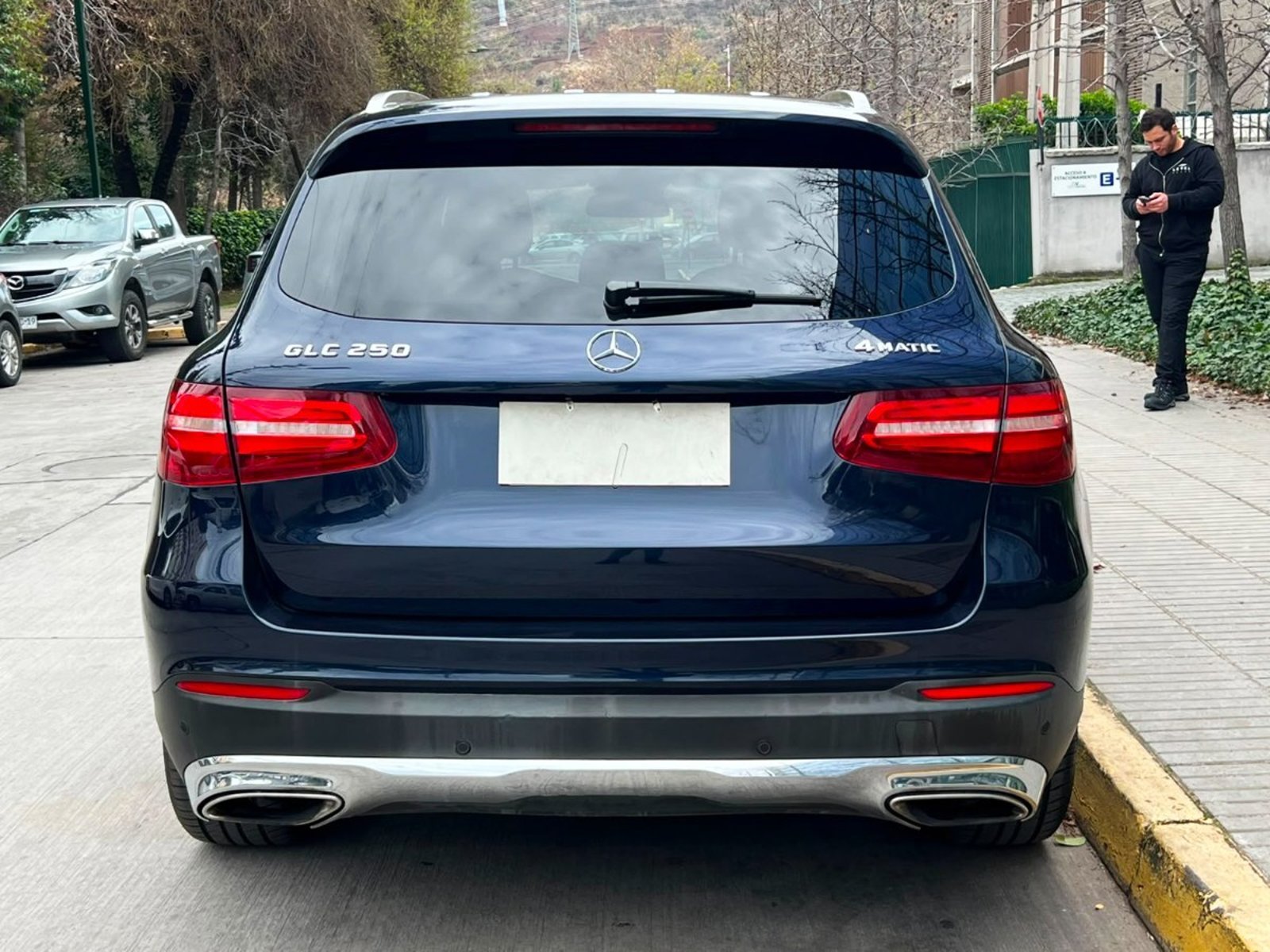 Mercedes-Benz GLC 250 4MATIC 2.0 2017 - Imagen 4 de 10