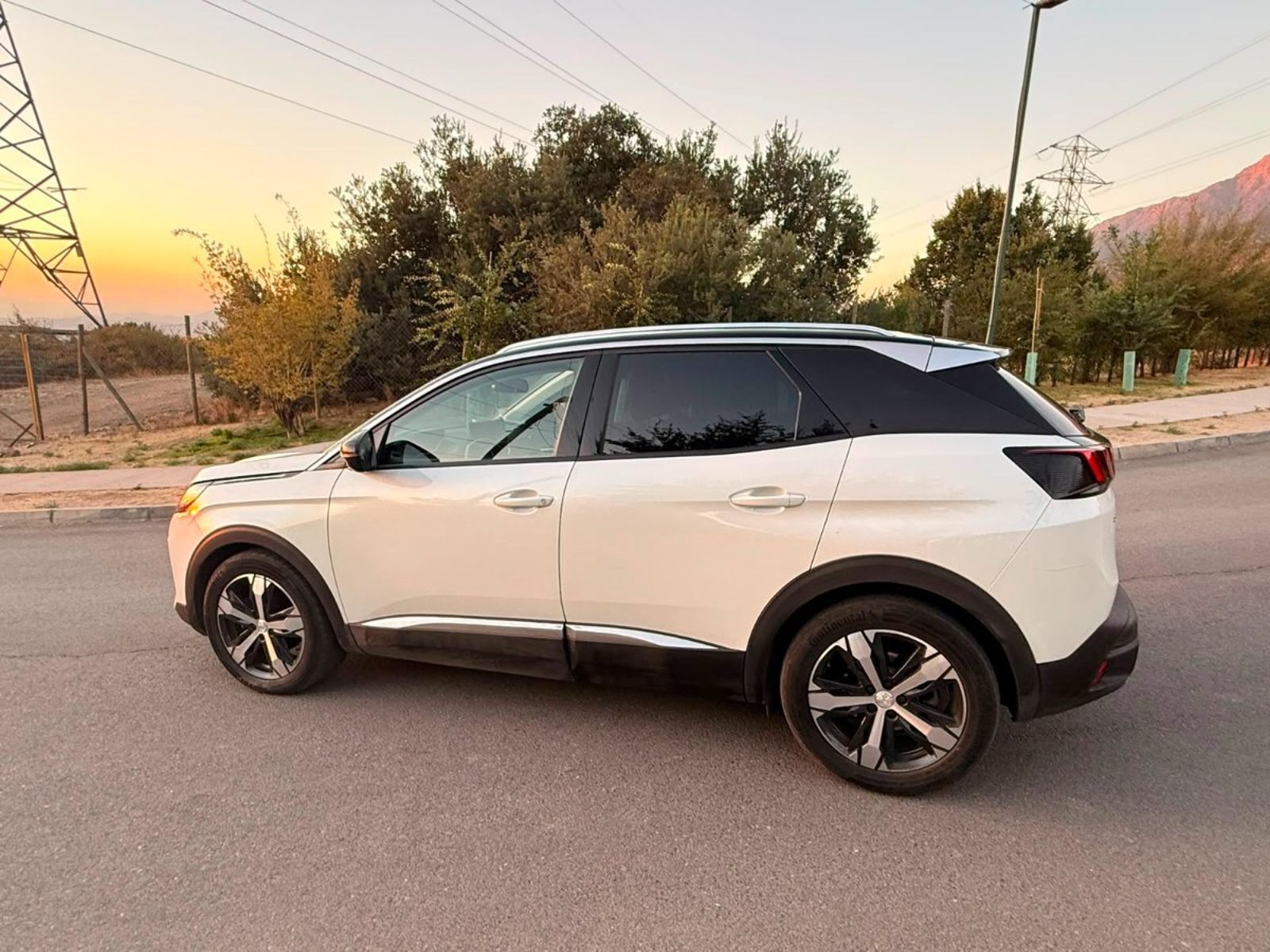 Peugeot 3008 BLUE HDI 1.5 AT 2023 - Imagen 5 de 9