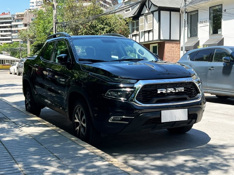 RAM 1000 BIG HORN 1.8 AT FWD 2024 - Imagen 3 de 10