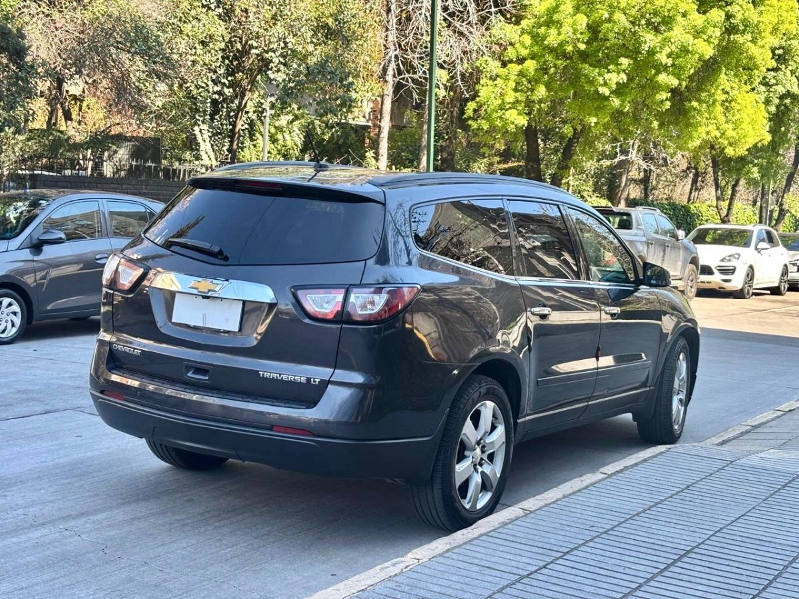 Chevrolet TRAVERSE LT 3.6 2016 - Imagen 5 de 10
