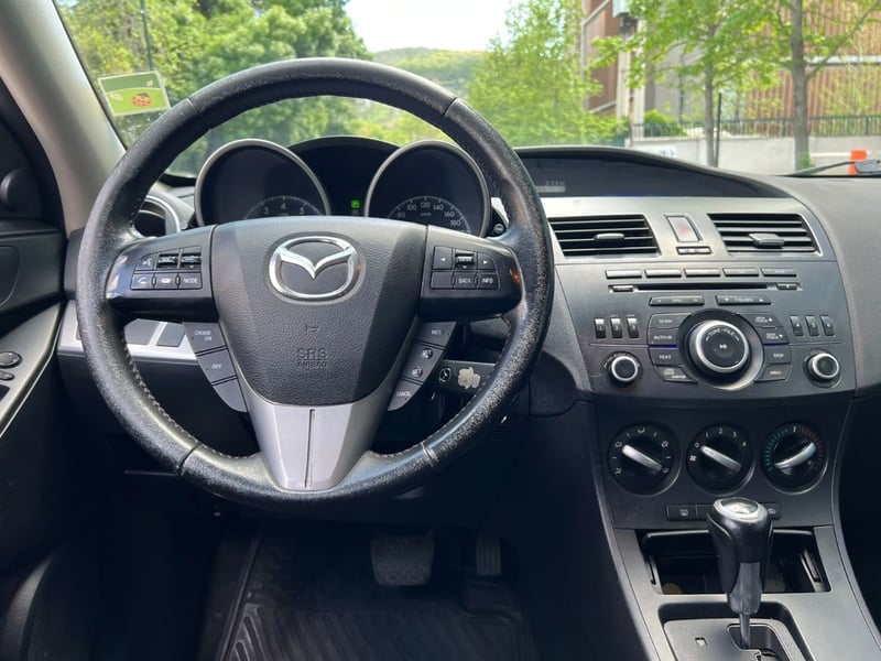 Mazda 3 SPORT 1.6 AT 2014 - Imagen 9 de 10