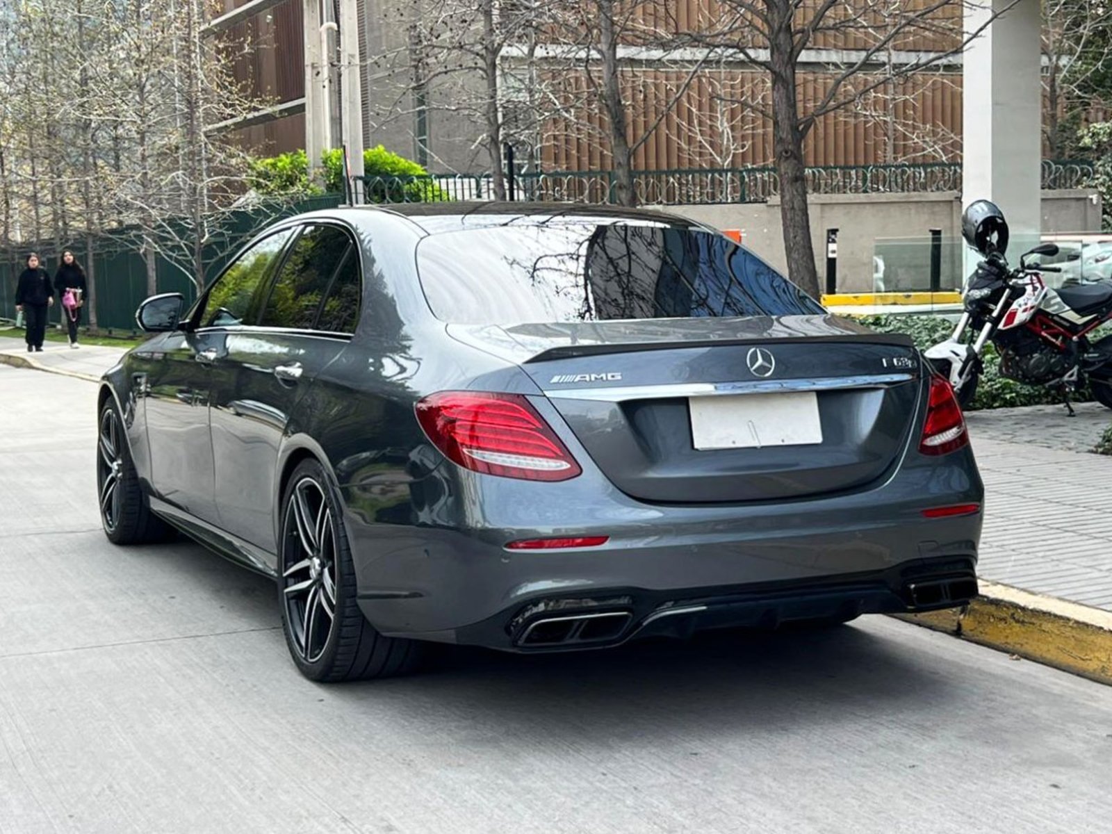 Mercedes-Benz E63 S 4.0 2019 - Imagen 6 de 10