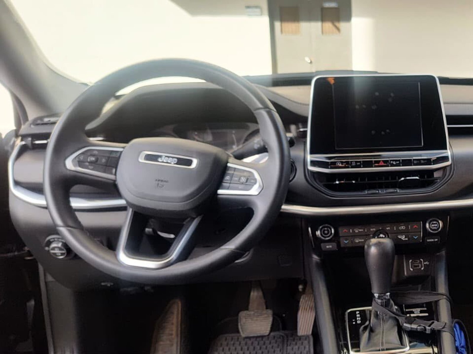 Jeep COMPASS SPORT 1.3 TURBO AT 2022 - Imagen 9 de 10