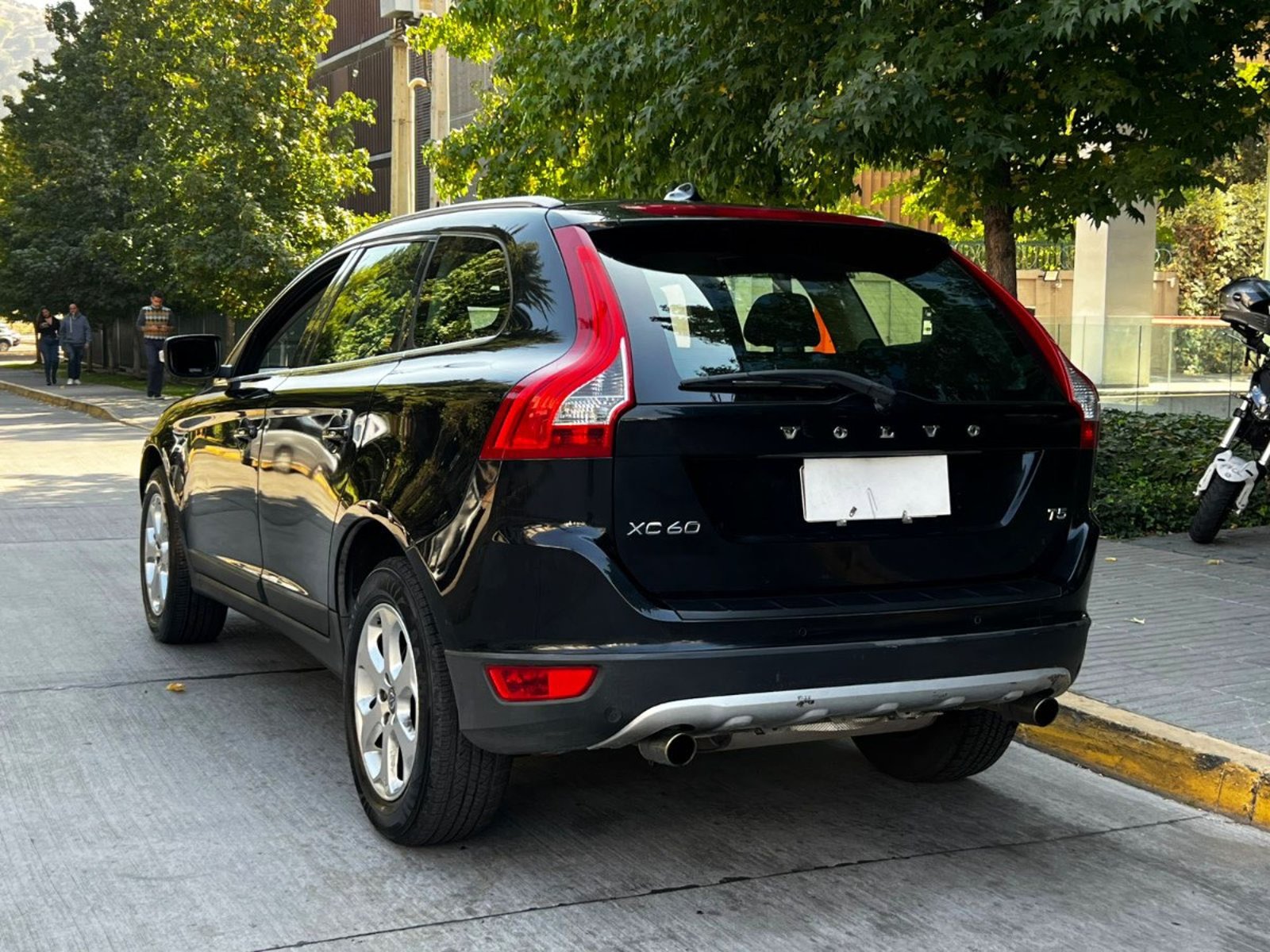 Volvo XC60 T5 COMFORT 2013 - Imagen 4 de 10