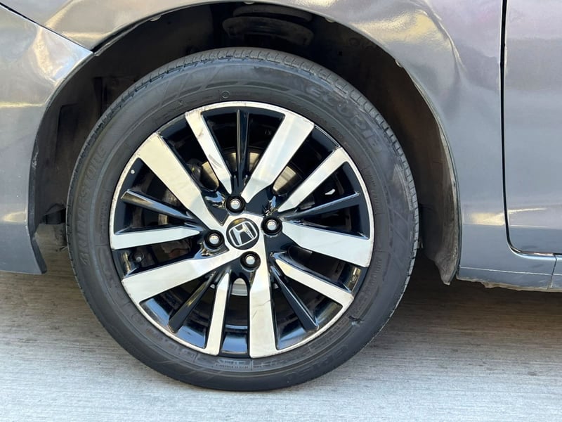 Honda CITY EXL 1.5 AT 2023 - Imagen 8 de 10