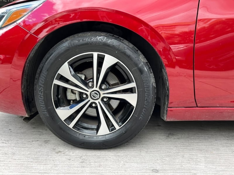 Nissan SENTRA SENSE 2.0 MT 2022 - Imagen 8 de 10