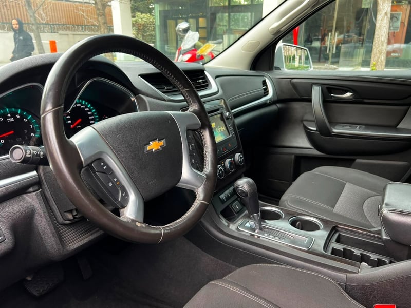 Chevrolet TRAVERSE LT 3.6 2016 - Imagen 8 de 10