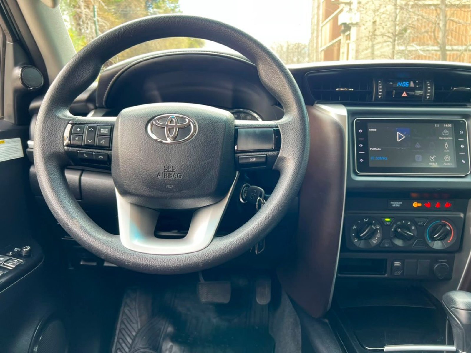 Toyota FORTUNER SR5 2.7 2018 - Imagen 9 de 10