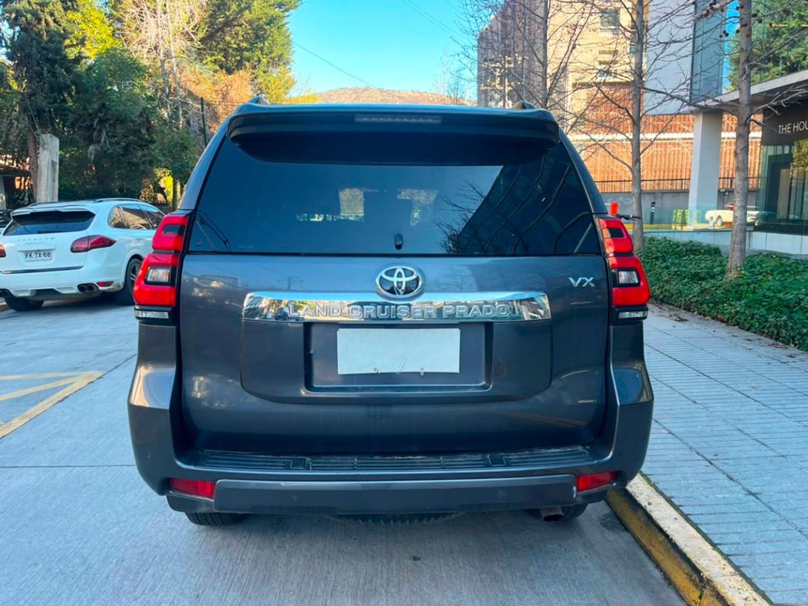 Toyota LAND CRUISER PRADO VX 4.0 2023 - Foto 5 de 10
