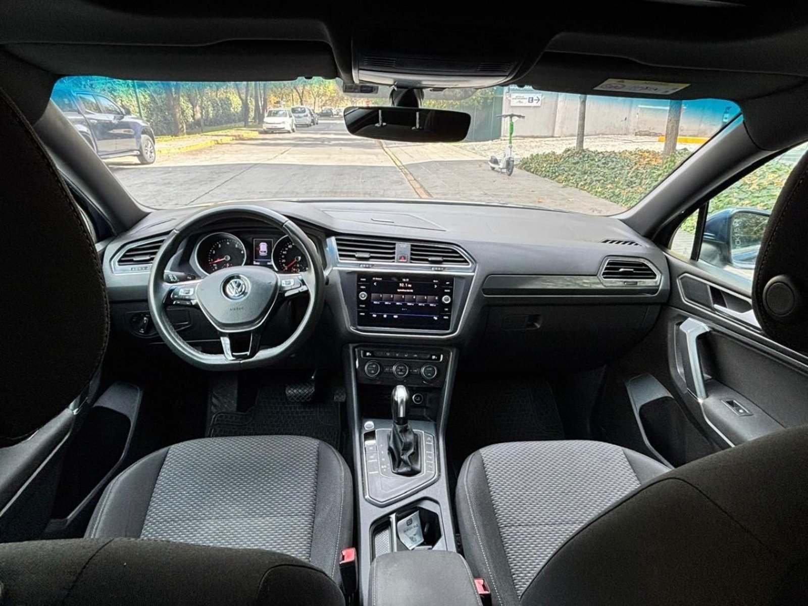 Volkswagen TIGUAN OTTO 1.4 AUT 2021 - Imagen 9 de 10
