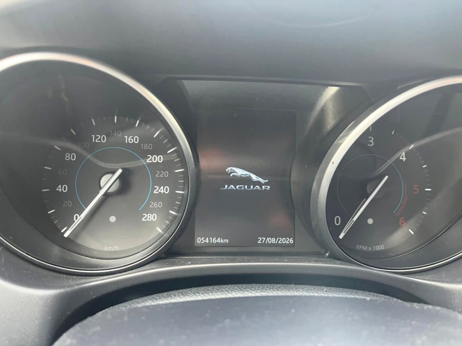 Jaguar XE PRESTIGE 2.0 DIESEL 2019 - Imagen 10 de 10