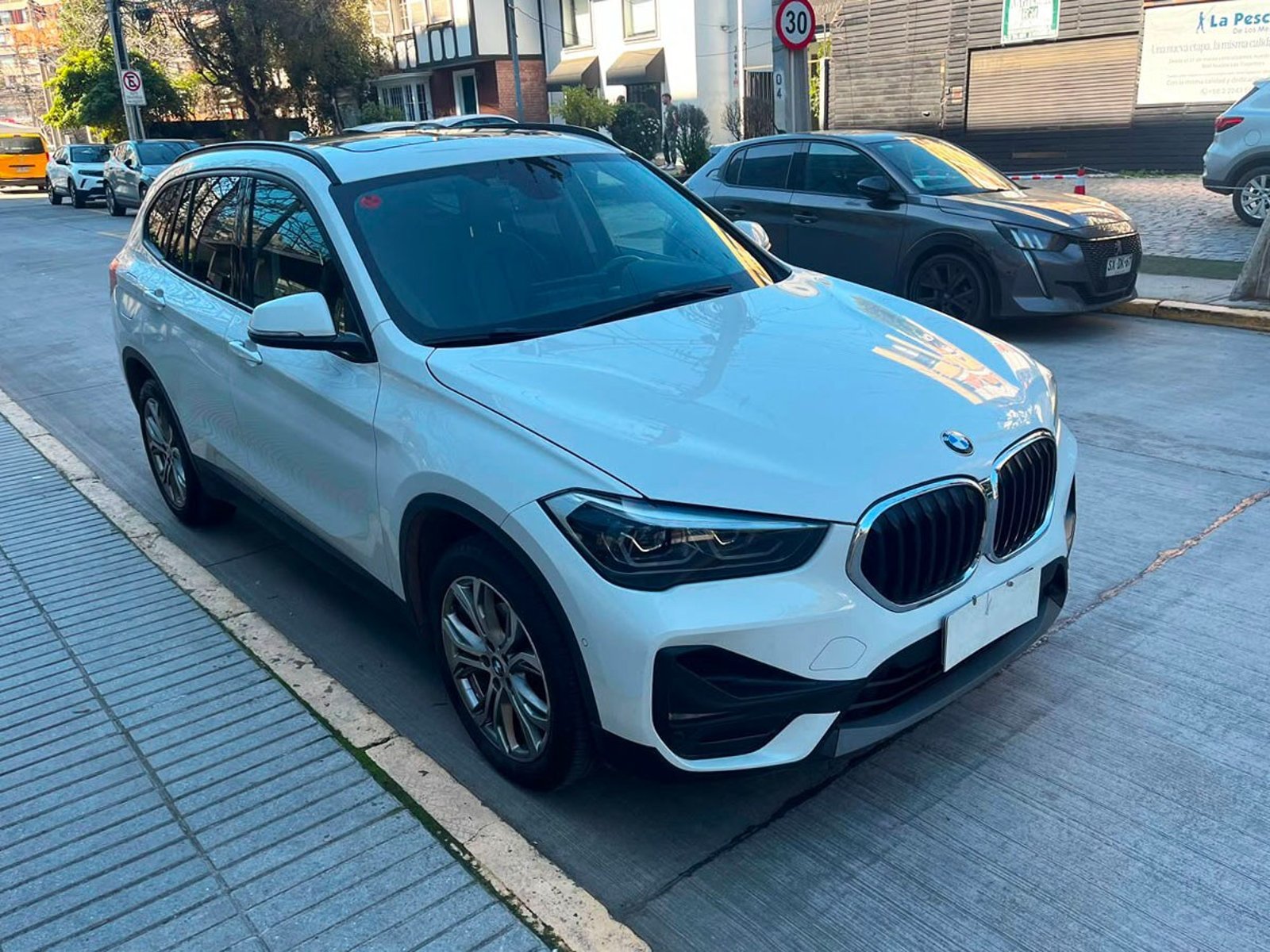 BMW X1 18d SDRIVE LCI 2.0 2021 - Foto 2 de 10