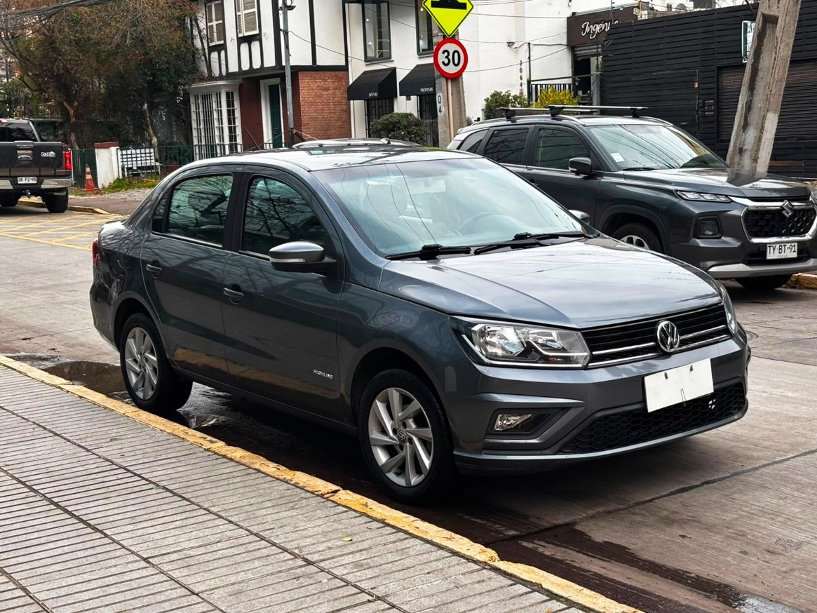 Volkswagen VOYAGE HIGHLINE 1.6 MT 2022 - Foto 2 de 10