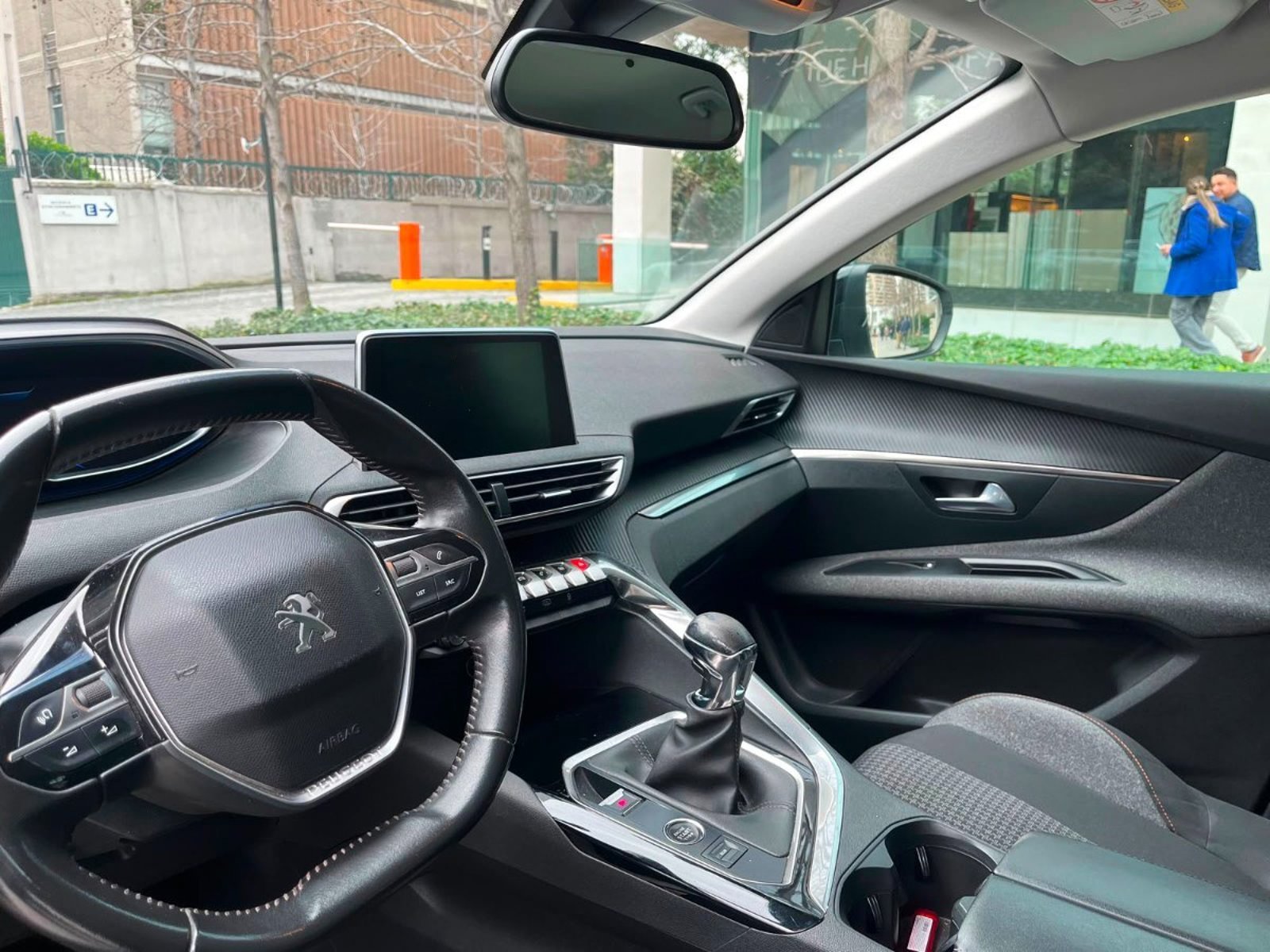 Peugeot 3008 1.2 MT 2022 - Imagen 7 de 10