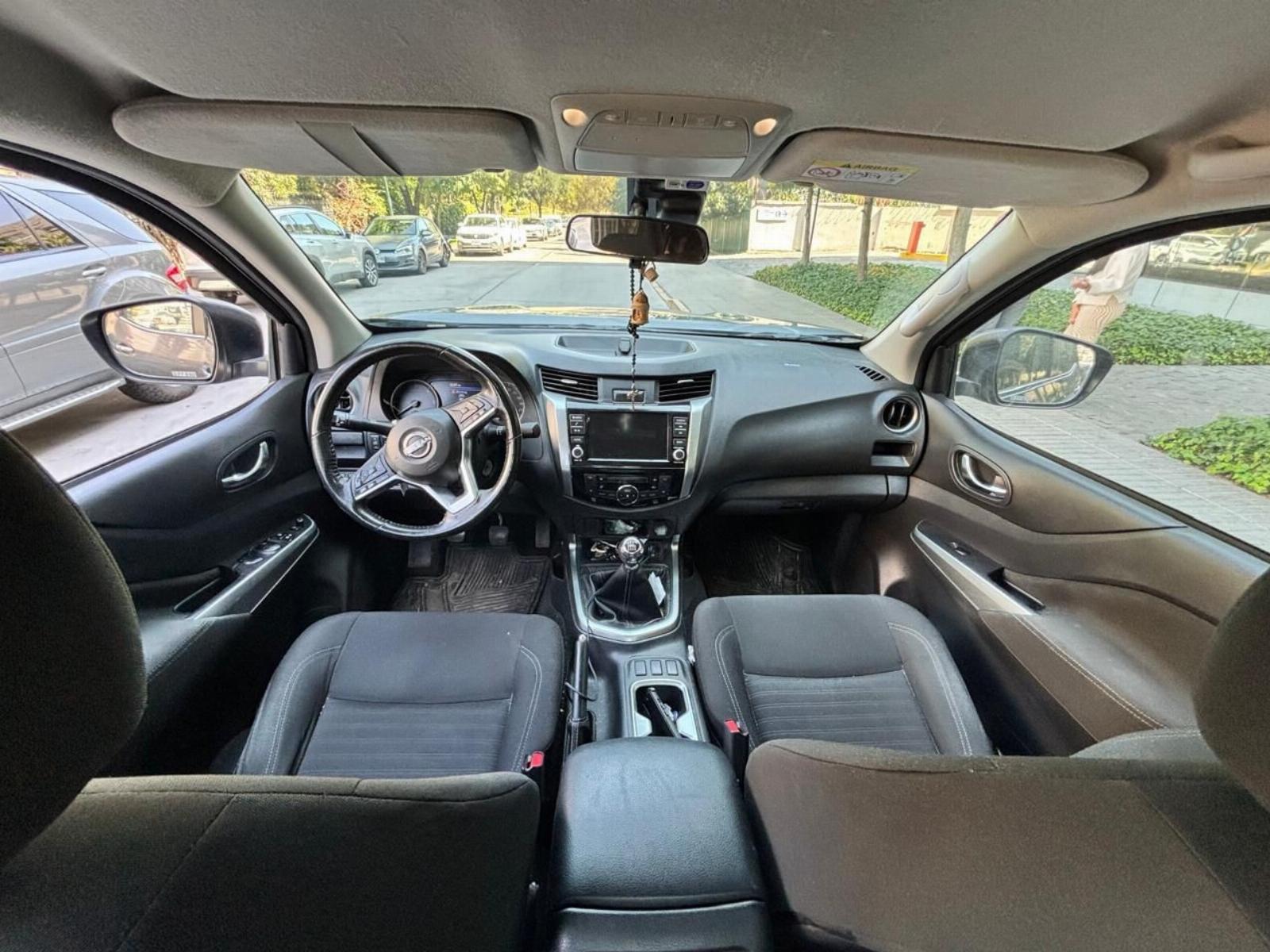 Nissan NAVARA 2.3 MT 4X2 2023 - Imagen 7 de 10