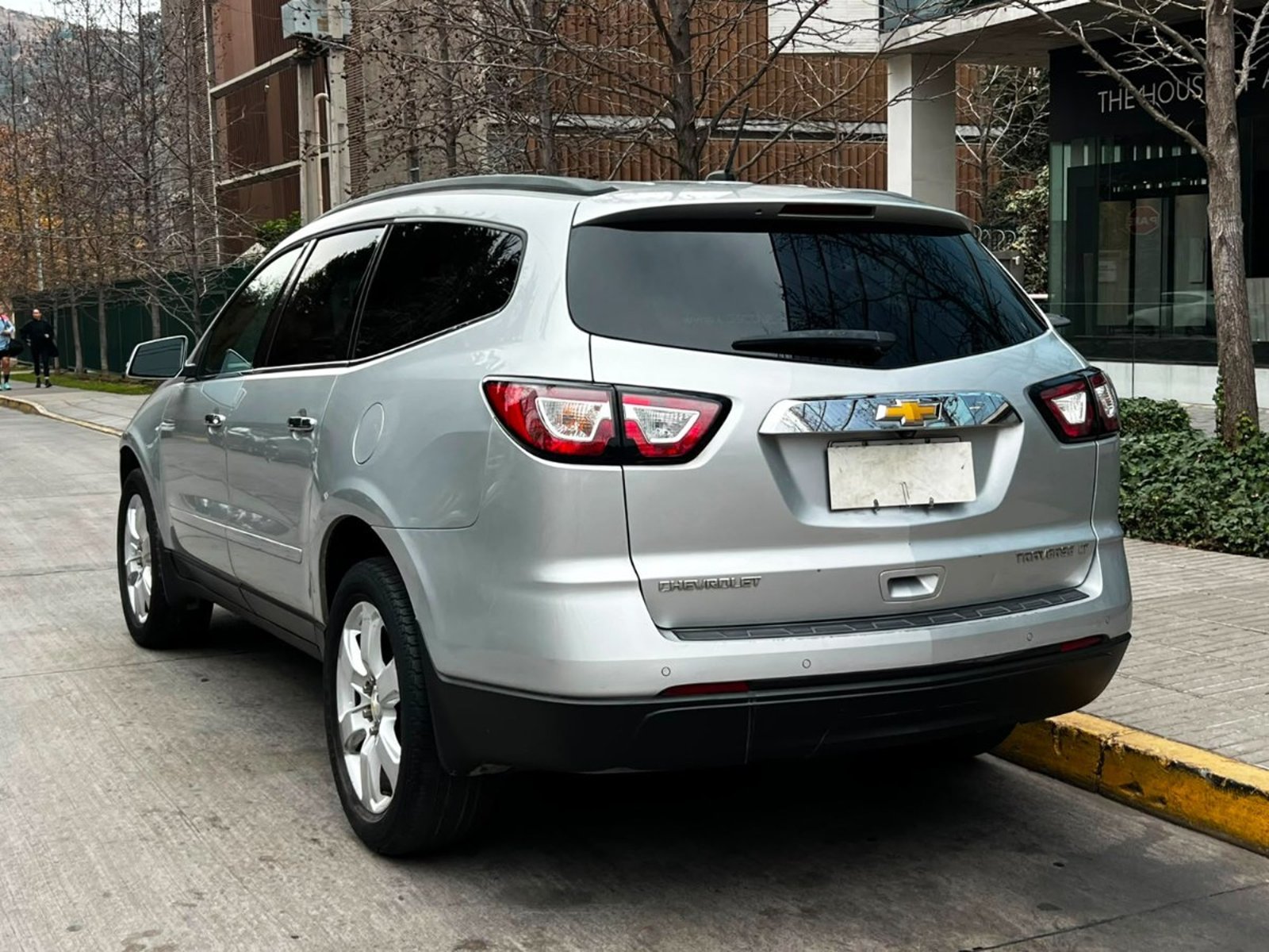 Chevrolet TRAVERSE LT 3.6 2016 - Imagen 6 de 10