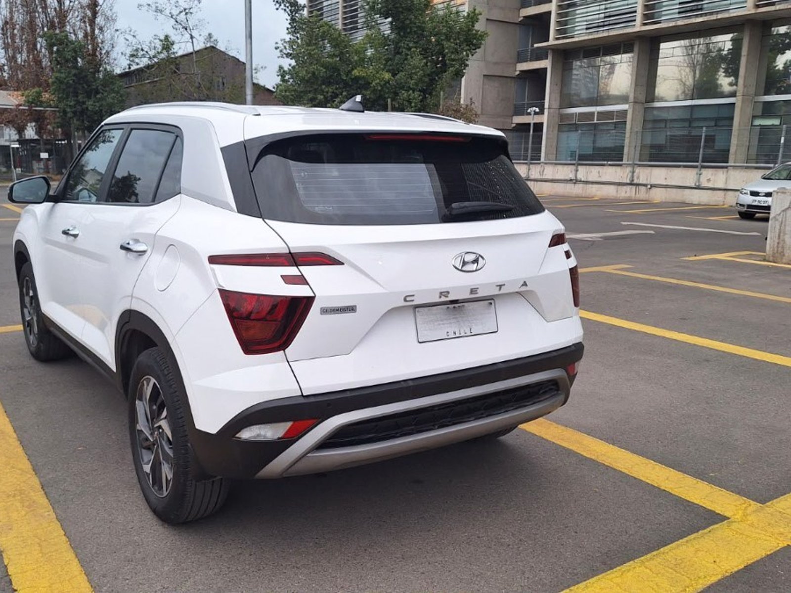 Hyundai CRETA PLUS 1.5 MT 2025 - Foto 3 de 8