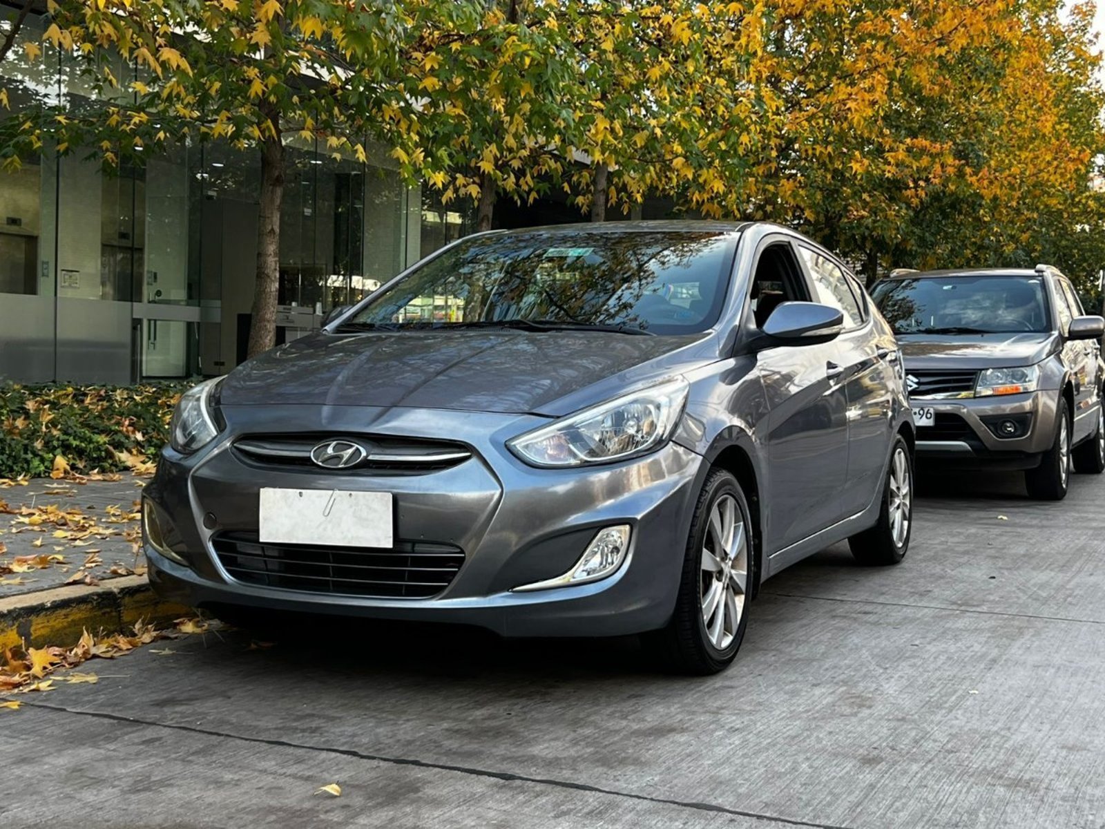 Hyundai ACCENT GL 1.4 MT 2017 - Imagen 3 de 10