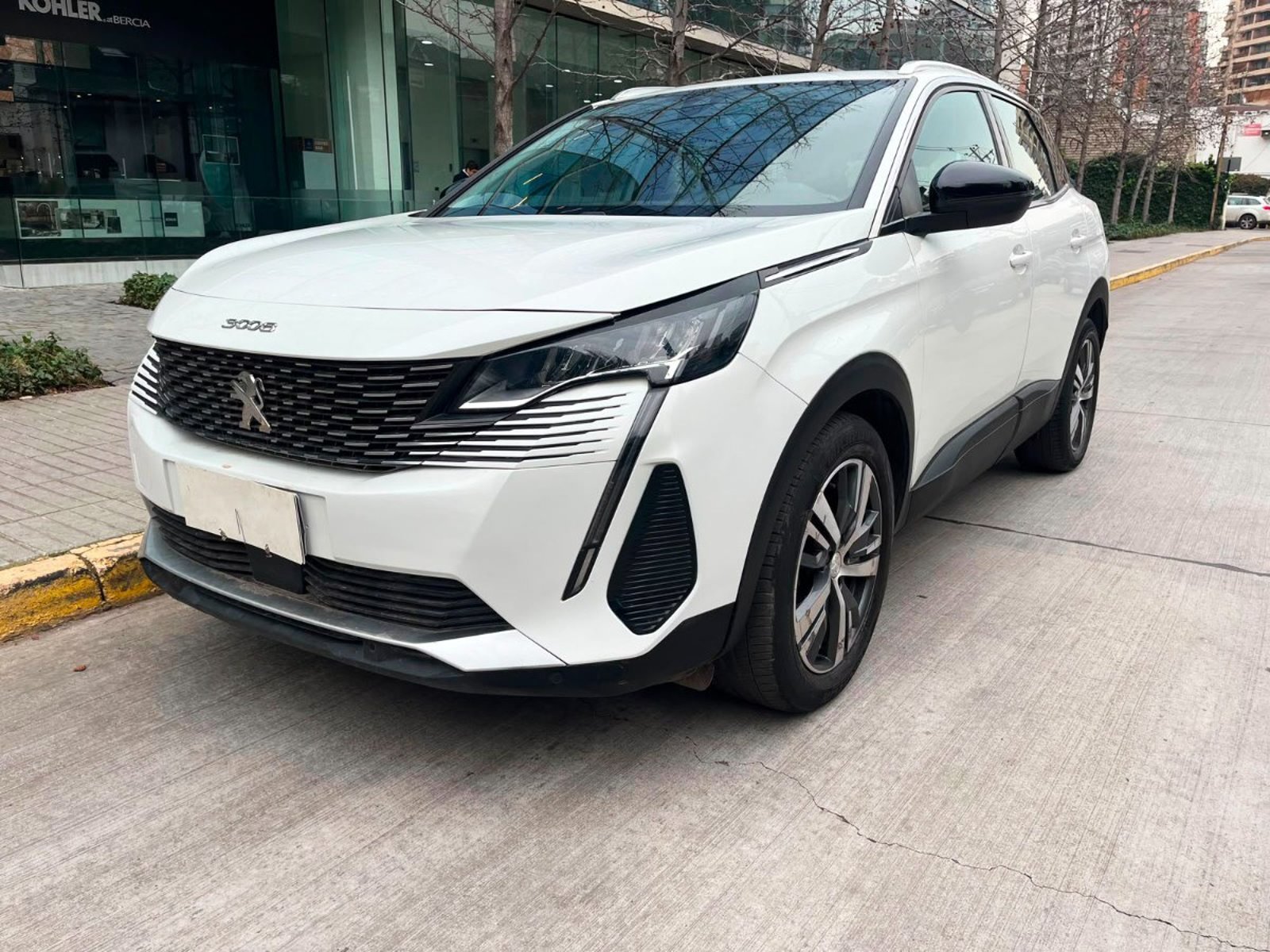 Peugeot 3008 1.2 MT 2022 - Foto 2 de 10