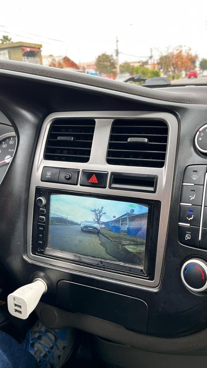 Hyundai PORTER GL 2.5 MT 2020 - Imagen 8 de 10