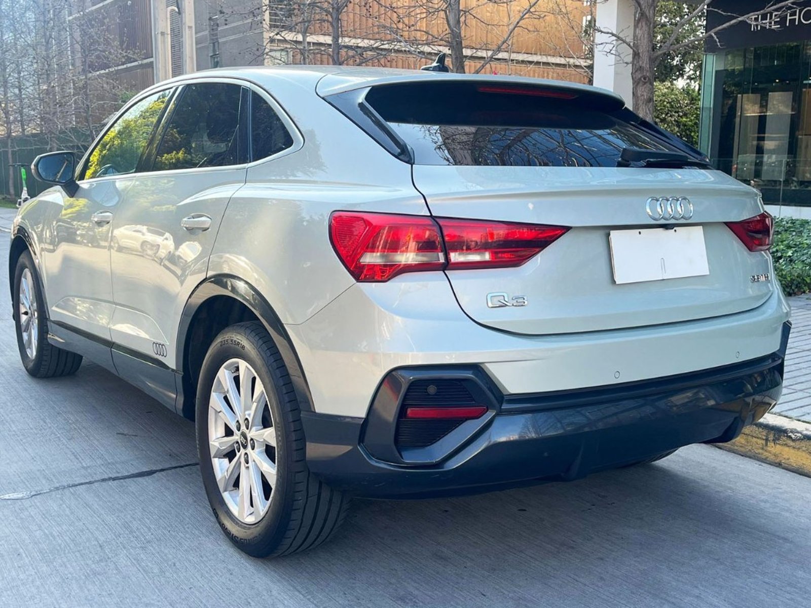 Audi Q3 SPORTBACK 35 TFSI 1.4T 2022 - Imagen 6 de 10