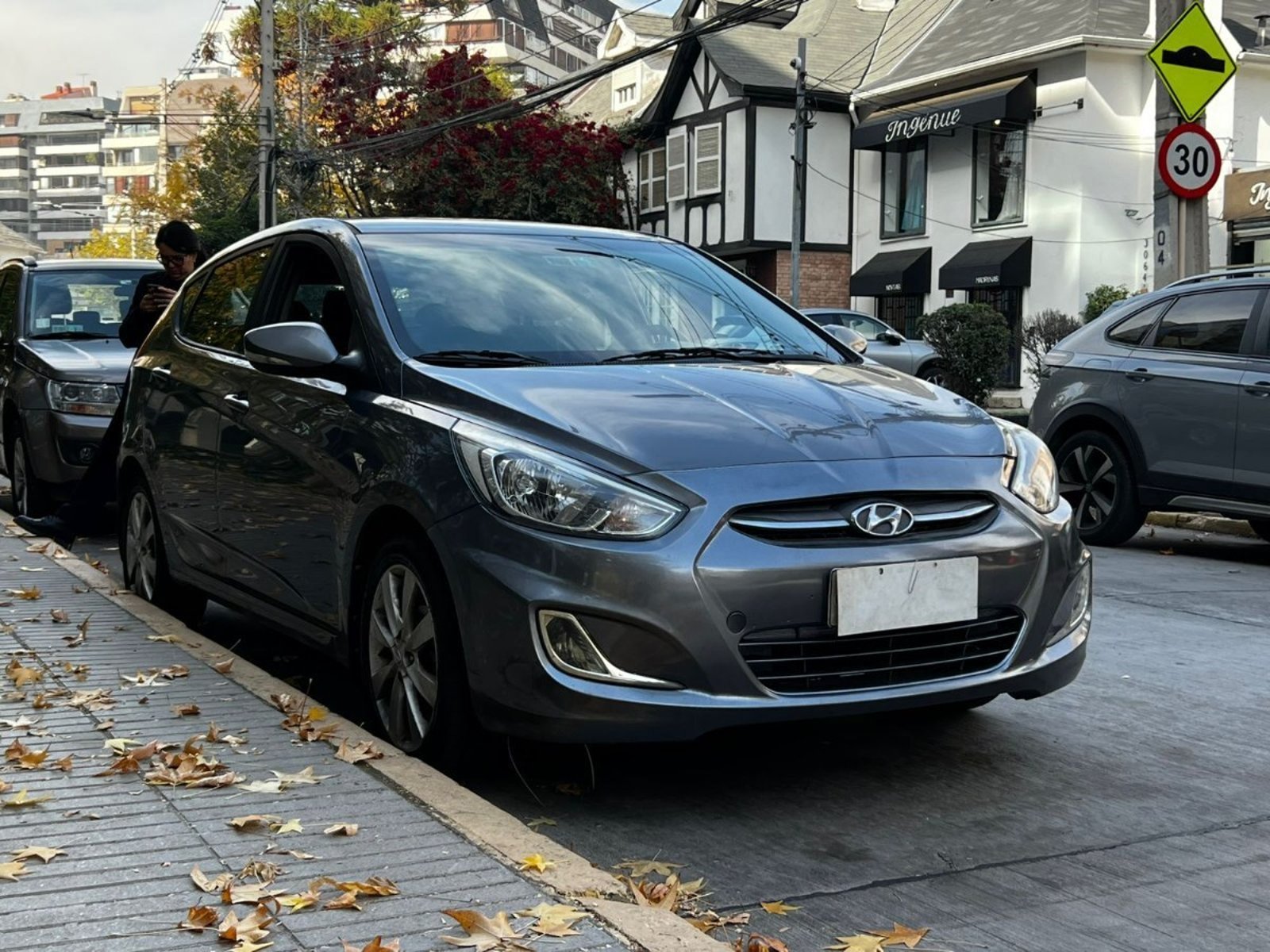 Hyundai ACCENT GL 1.4 MT 2017 - Foto 2 de 10