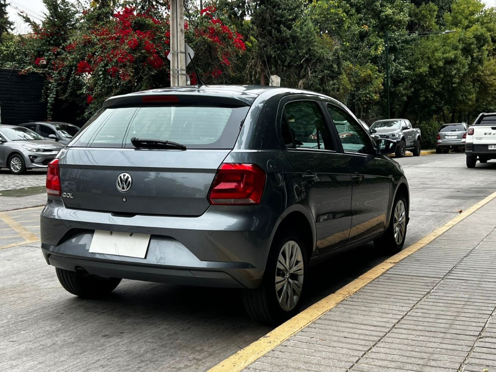 Volkswagen GOL 1.6 MT 2021 - Imagen 6 de 10
