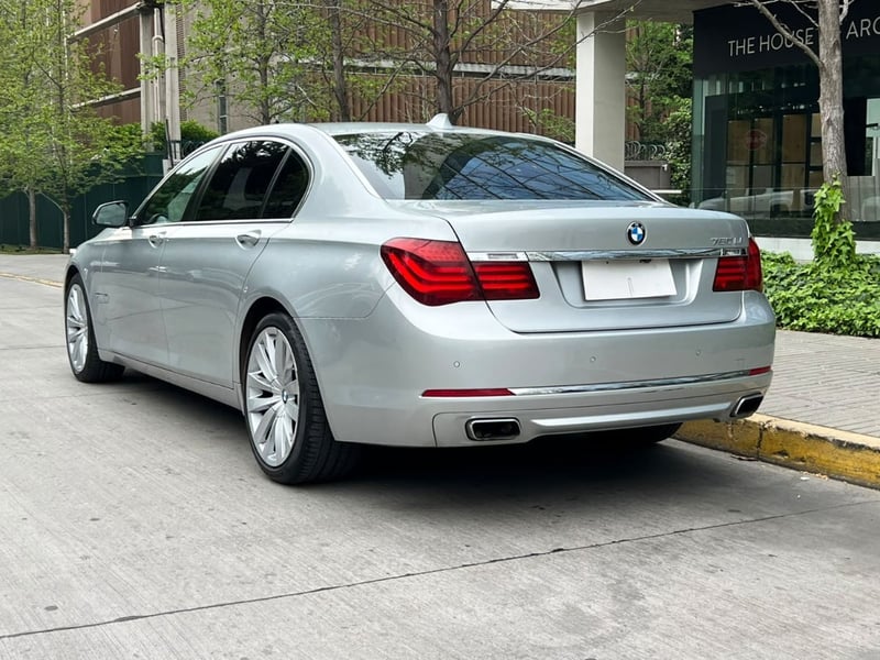 BMW 750 LI 4.4 2014 - Imagen 4 de 10
