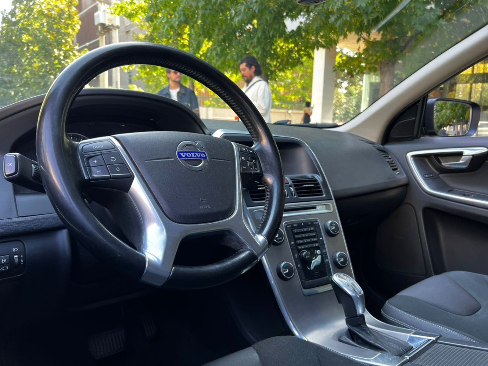 Volvo XC60 T5 COMFORT 2013 - Imagen 9 de 10