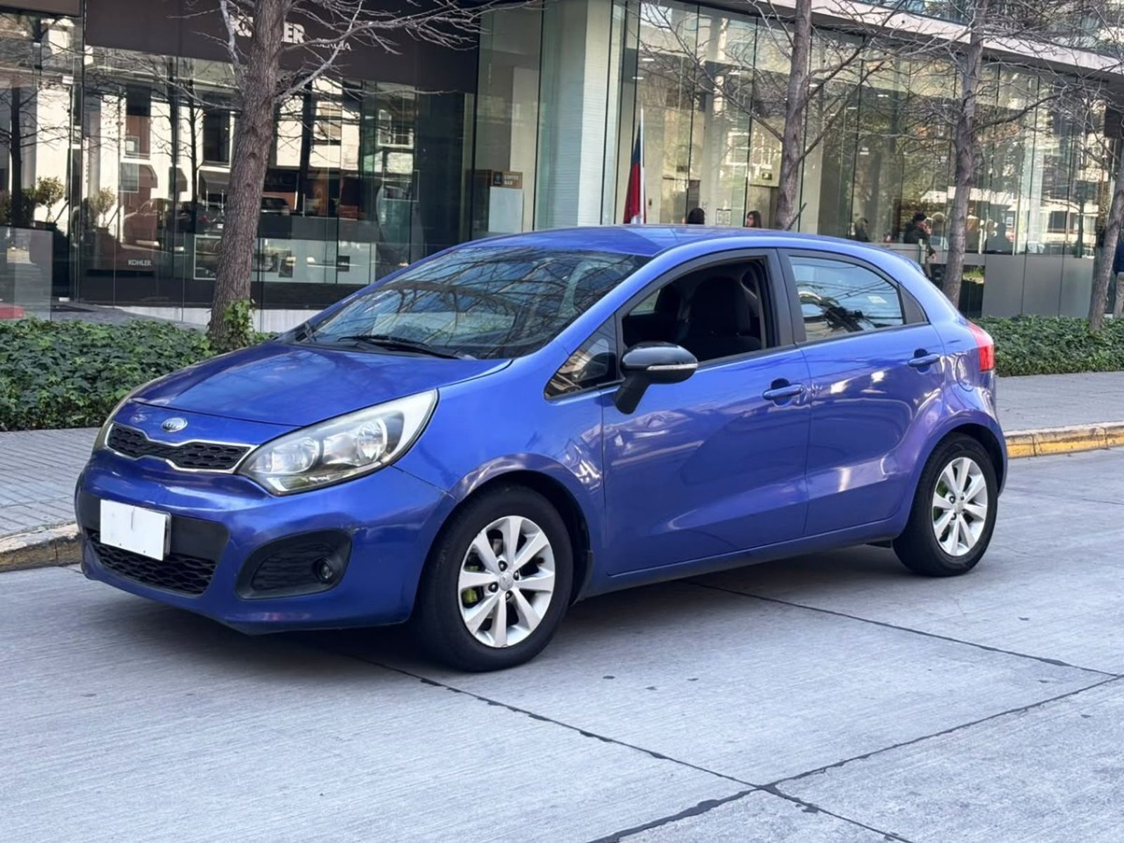 Kia RÍO 5 EX 1.4 MT 2013 - Foto 2 de 10