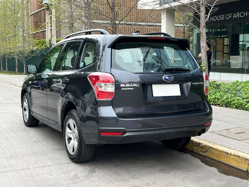 Subaru FORESTER X 2.0 CVT 2016 - Imagen 4 de 10