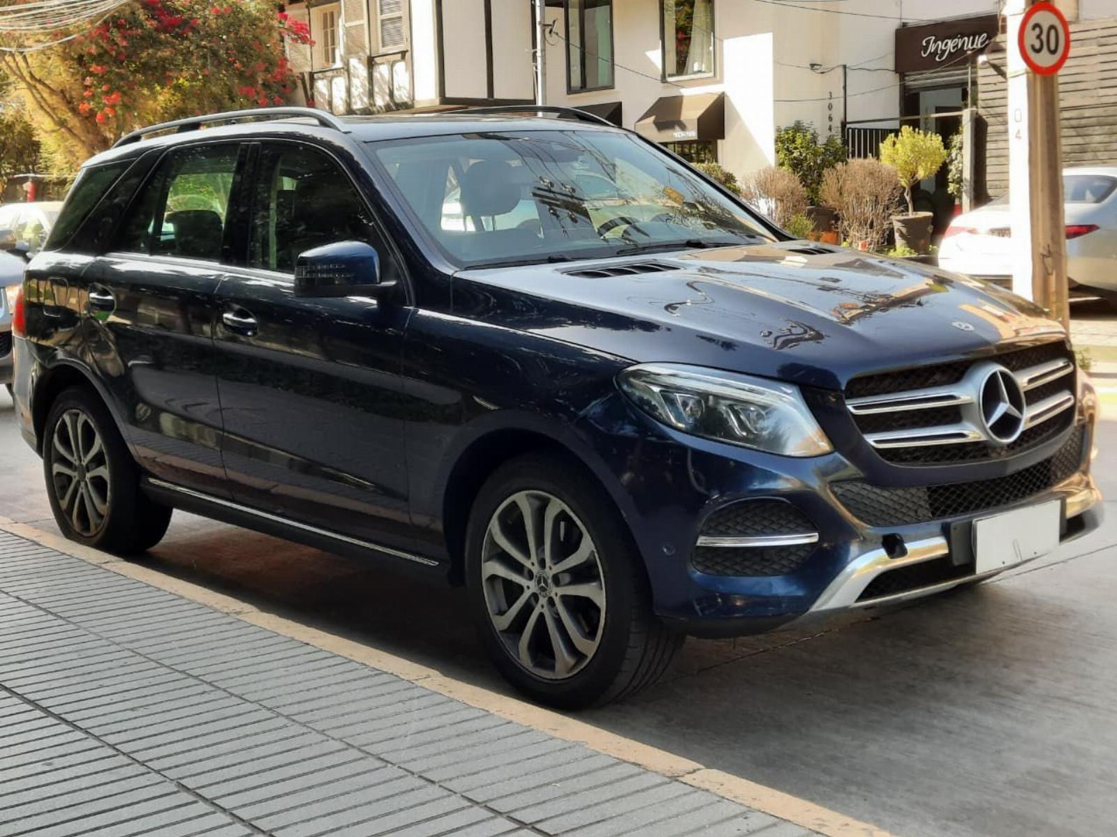 Mercedes-Benz GLE 250 D 4MATIC 2018 - Foto 3 de 10