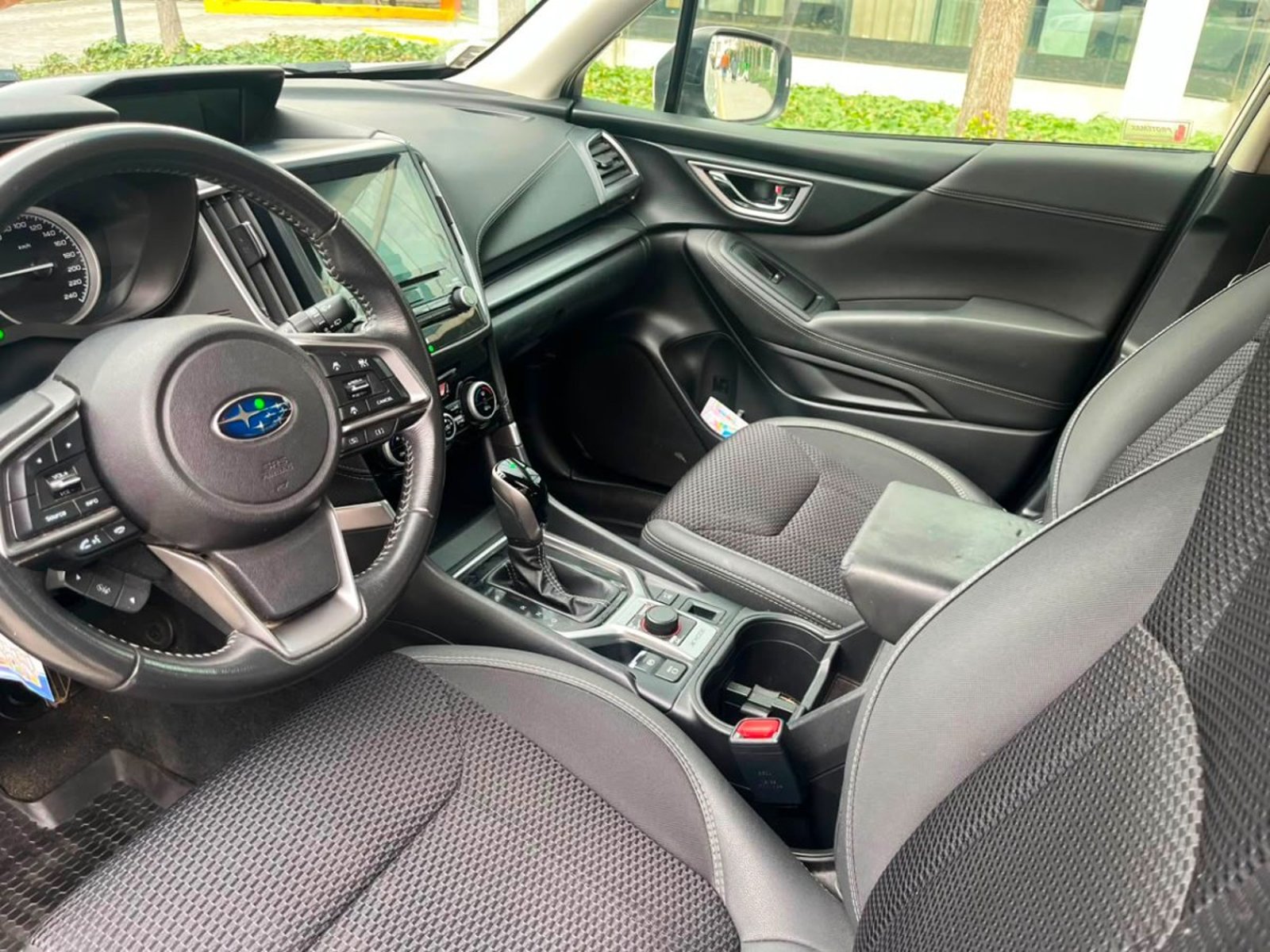 Subaru FORESTER AWD CVT 2.0 2020 - Imagen 9 de 10