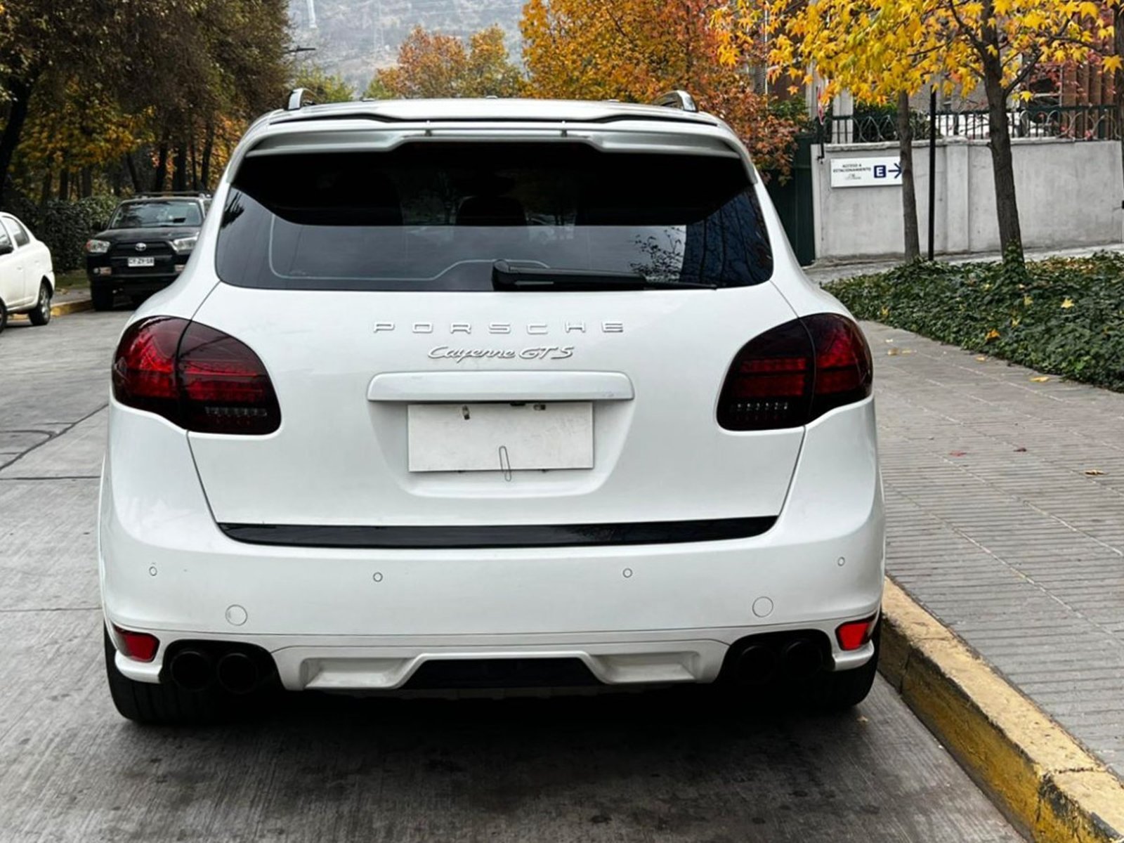 Porsche CAYENNE GTS 4.8 2013 - Foto 5 de 10