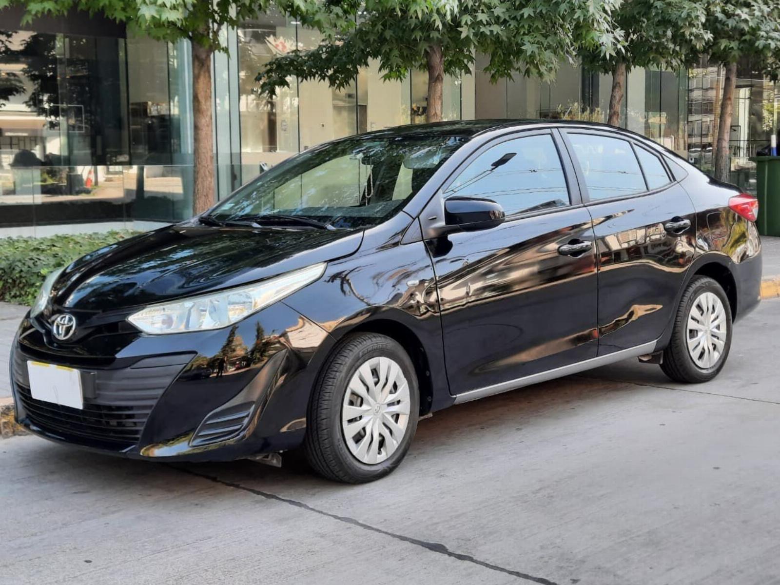 Toyota YARIS GLI 1.5 MT 2019 - Foto 2 de 10