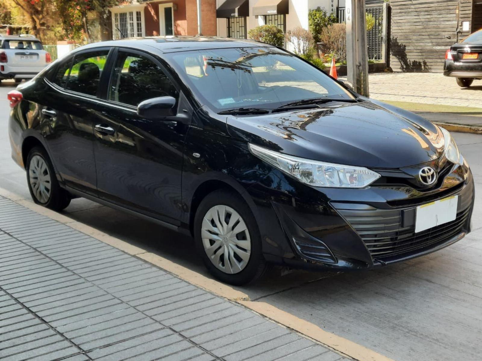 Toyota YARIS GLI 1.5 MT 2019 - Foto 3 de 10
