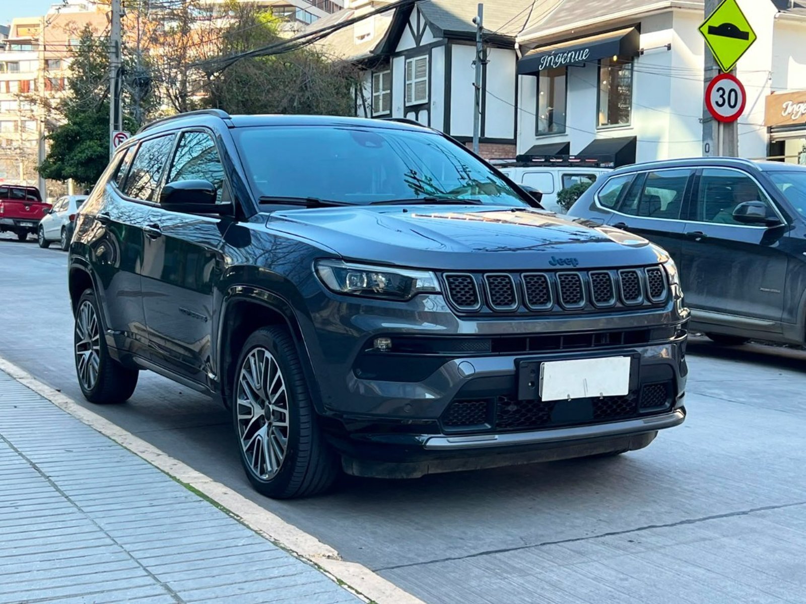 Jeep COMPASS ALTITUDE 4XE 2024 - Foto 2 de 10