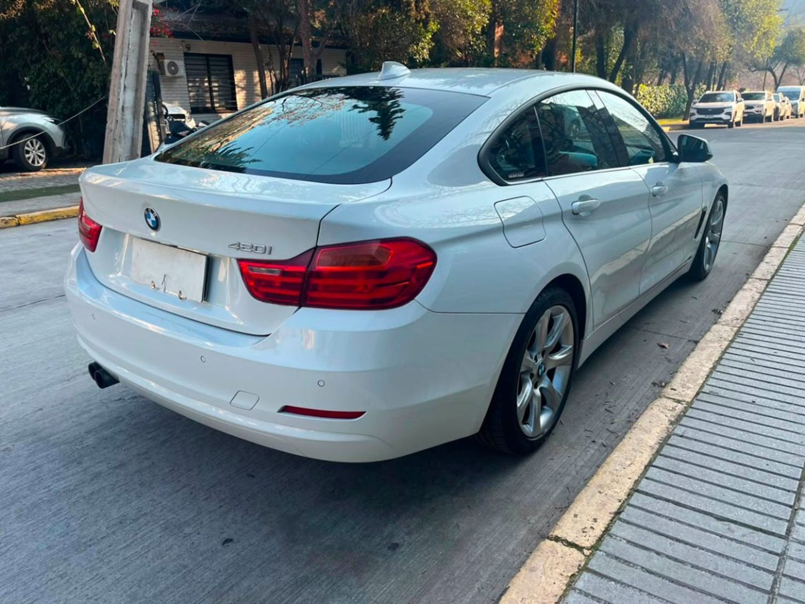 BMW 420 GRAN COUPE 2.0 2017 - Foto 4 de 10