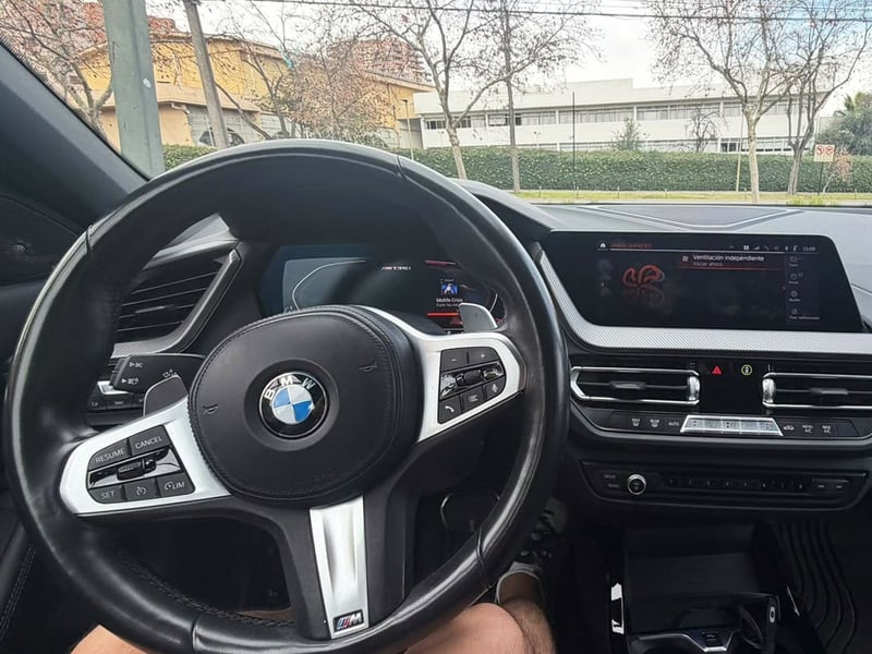 BMW M135 XDRIVE 2.0 2023 - Imagen 6 de 9